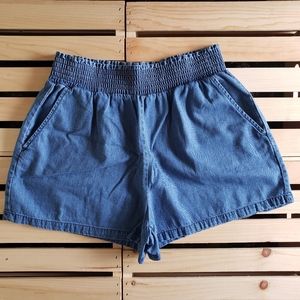 Universal Thread Shorts